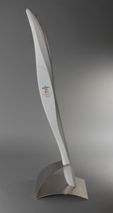 Lot #9167 Vancouver 2010 Winter Olympics Torch - Image 4