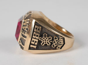 Lot #9138 Calgary 1988 Winter Olympics Team USA Hockey Ring - Image 3