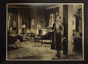 Lot #716 Joan Crawford - Image 3