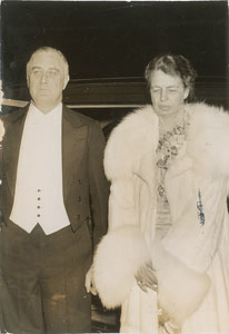 Lot #831 Franklin and Eleanor Roosevelt - Image 2