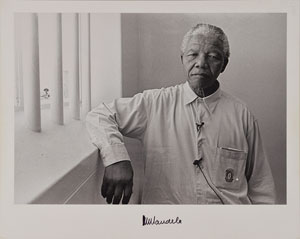 Lot #281 Nelson Mandela - Image 1