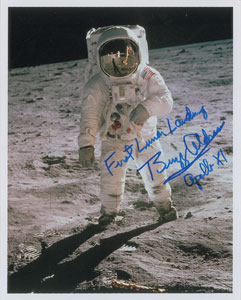 Lot #278 Buzz Aldrin - Image 1