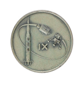 Lot #8207 Dave Scott’s Apollo 9 Flown Robbins Medal - Image 1