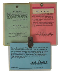 Lot #8374 Jack King's Apollo 16 Set of (3) Badges - Image 2