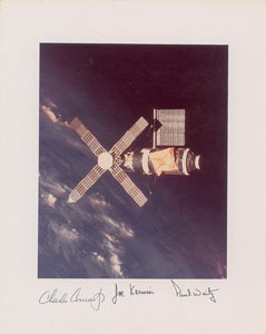 Lot #8416  Skylab 2: Paul Weitz's Crew-Signed Oversized Photograph - Image 1