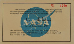 Lot #8269  Apollo 11 Launch Pass and Invitation - Image 2