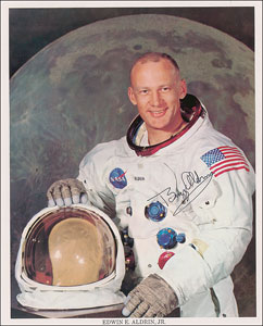 Lot #395 Buzz Aldrin