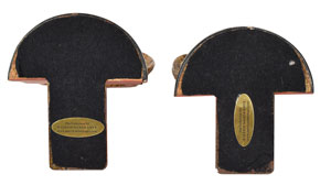 Lot #9057 John F. Kennedy’s Senatorial and Presidential Office Pair of Gold and Black Eagle Bookends - Image 5