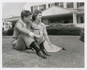 Lot #9172 John and Jacqueline Kennedy 1953 Summer Photograph at Hyannis Port - Image 1