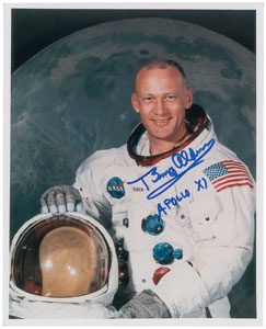 Lot #377 Buzz Aldrin
