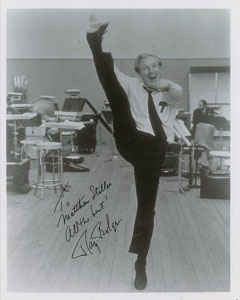 Lot #639  Wizard of Oz: Ray Bolger