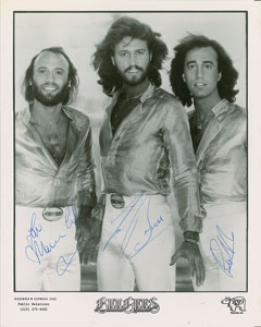 Lot #556  Bee Gees
