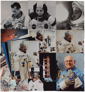 Lot #387  Apollo Astronauts