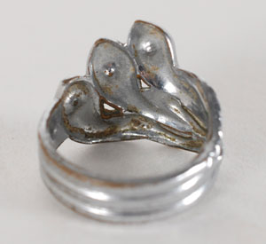Lot #2039 Bonnie Parker's Three-Headed Snake Ring - Image 4