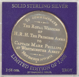 Lot #245  Royal Wedding Souvenirs - Image 3