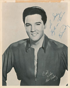 Lot #589 Elvis Presley