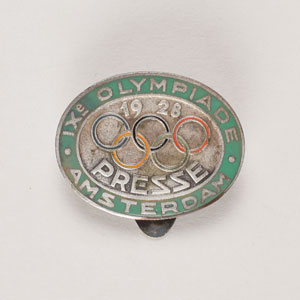 Lot #3058  Amsterdam 1928 Summer Olympics Pair of Badges - Image 2