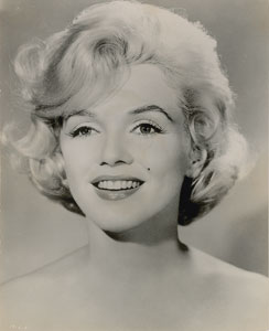 Lot #4317 Marilyn Monroe Set of (4) Vintage Photographs - Image 4