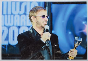 Lot #4047 Ringo Starr's 2008 World Music Award - Image 3