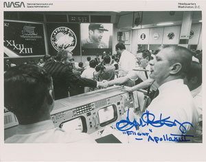 Lot #8377 Gene Kranz Apollo 13 Signed Photograph - Image 1