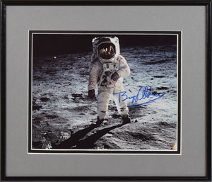 Lot #431 Buzz Aldrin - Image 1