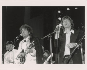 Lot #2091 Bob Dylan and Mick Jagger Original Vintage Photograph - Image 1