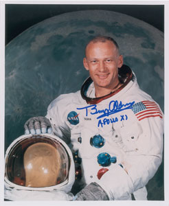 Lot #363 Buzz Aldrin