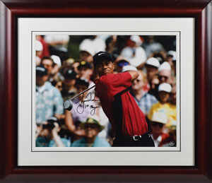 Lot #751 Tiger Woods