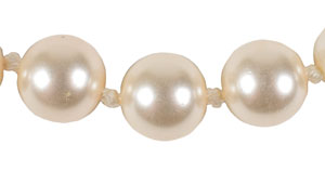 Lot #6071  Prince's Personally-Owned and Stage-Worn Single-Strand Pearl Necklace - Image 3