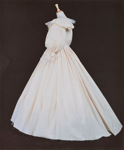Lot #5006  Princess Diana's Wedding Dress Silk - Image 2
