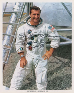 Lot #9082 Apollo 12 Crew Set of (3) Signed Photographs - Image 3