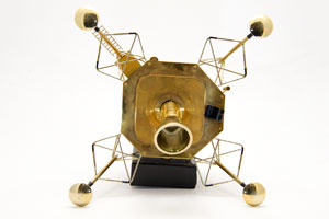 Lot #9157 Buzz Aldrin's Apollo 11 Cartier Solid Gold Lunar Module Replica - Image 4