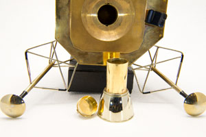 Lot #9157 Buzz Aldrin's Apollo 11 Cartier Solid Gold Lunar Module Replica - Image 5