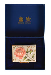 Lot #97  Queen Elizabeth II and The Queen Mother - Image 9
