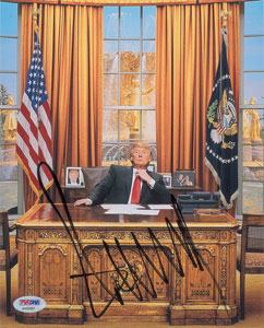 Lot #247 Donald Trump - Image 1