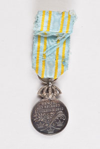 Lot #3019  Stockholm 1912 Summer Olympics King Gustaf Merit Medal - Image 2