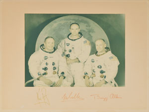 Lot #388  Apollo 11 - Image 1