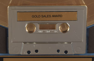 Lot #4088  Prince ‘Parade’ Gold Sales Award - Image 4