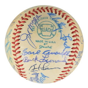Lot #873  Baseball Hall of Famers - Image 3