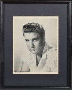 Lot #699 Elvis Presley - Image 1