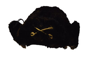 Lot #319  Indian Wars-Era Bearskin Coat, Gauntlets, and Hat - Image 6