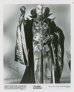 Lot #45 Max von Sydow Signed Photograph