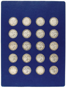 Lot #6249  Project Apollo Franklin Mint Medallion Set - Image 2