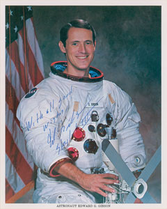Lot #6639  Skylab 4 Set of (4) Signed Photographs - Image 4