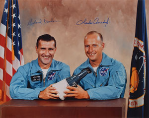 Lot #6158  Gemini 11 Signed Photograph - Image 1