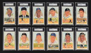 Lot #9320  Perez-Steele Signed 1989 Baseball Hall of Fame Art Postcard Set - Image 4
