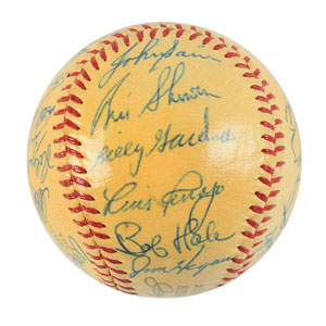Lot #9306  NY Yankees 1961 Signed Baseball - Image 4