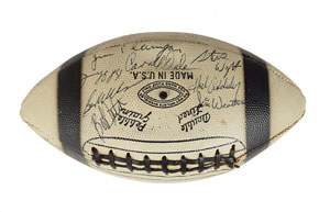 Lot #9433  Green Bay Packers 1967 Team-Signed