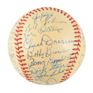 Lot #9302  NY Yankees 1947 Team-Signed Baseball - Image 3