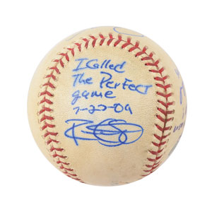 Lot #9242 Mark Buehrle Game-Used and Signed Perfect Game Baseball
 - Image 2